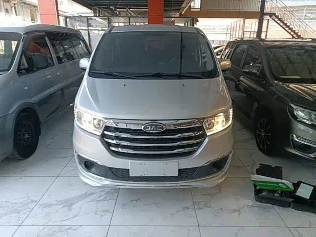 JAC Refine M3 — Фото автомобиля 2