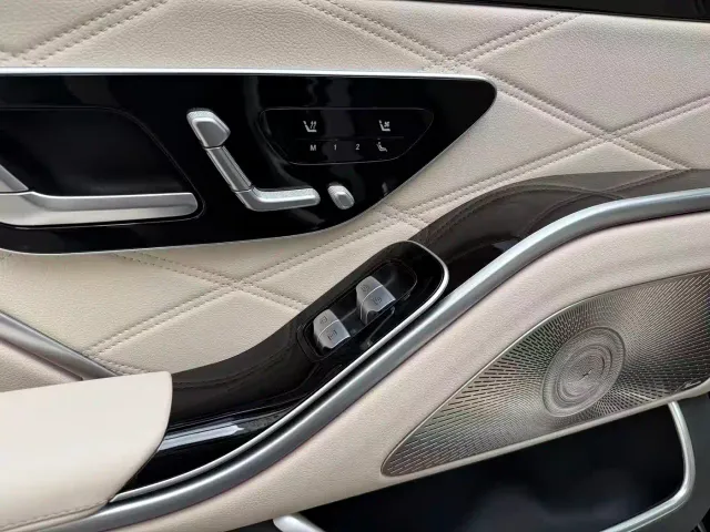 Mercedes-Benz Maybach S-Class — Фото автомобиля 17
