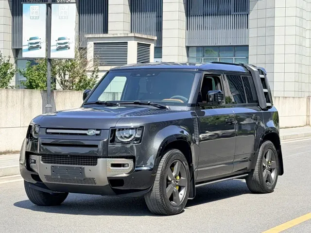 Фотография автомобиля — Land Rover Defender