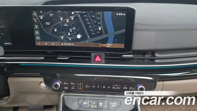 Kia Carnival 4th Gen — Фото автомобиля 18