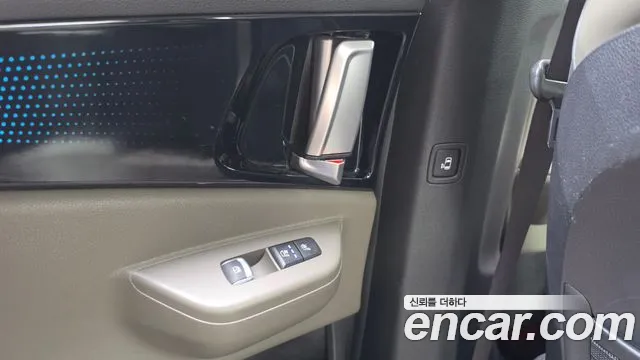 Kia Carnival 4th Gen — Фото автомобиля 25