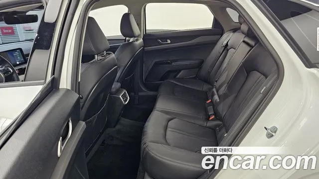 Kia K5 Generation 3 — Фото автомобиля 12