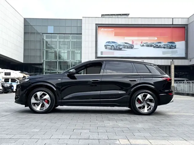 Audi Audi Q6L e-tron 2025 Extended Range Edition — Фото автомобиля 6