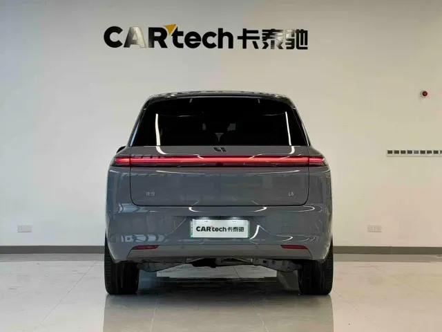 Li Auto L8 — Фото автомобиля 4