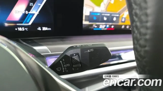 BMW i7 G70 — Фото автомобиля 28