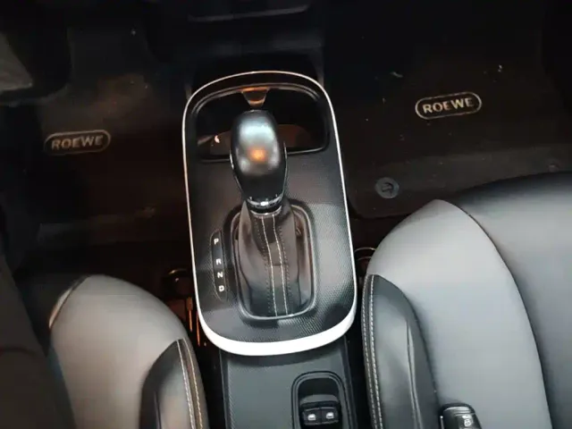Roewe Clever — Фото автомобиля 13