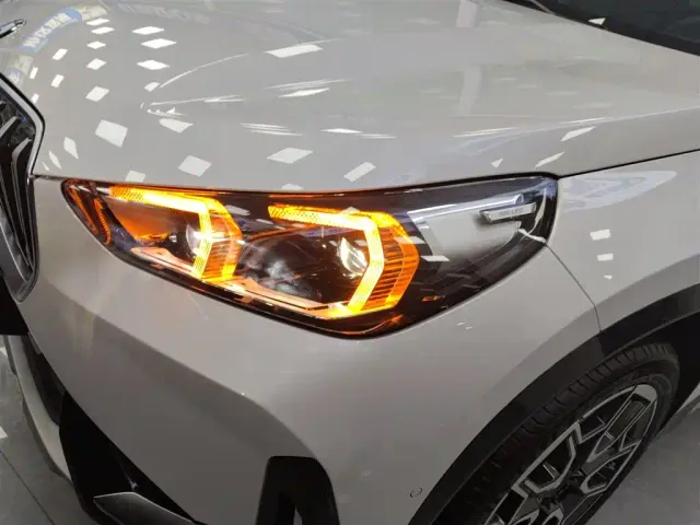 BMW X1 — Фото автомобиля 14
