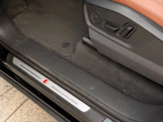 Audi Q7 — Фото автомобиля 23