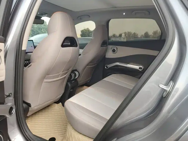 BYD Yuan PLUS — Фото автомобиля 16