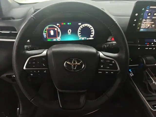 Toyota Granvia — Фото автомобиля 10