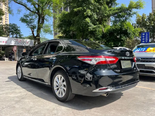 Toyota Camry — Фото автомобиля 22