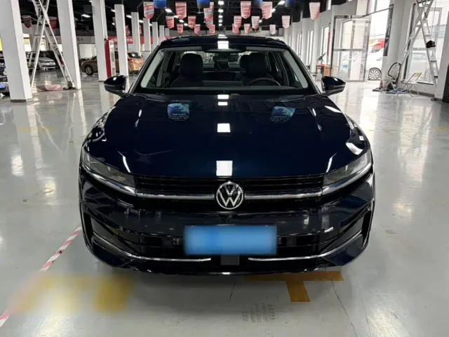Volkswagen Magotan 2024 380TSI DSG Ultimate Edition — Фото автомобиля 8