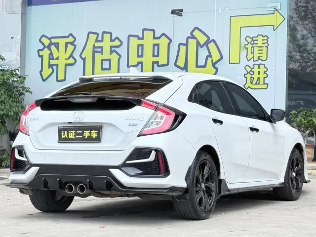 Honda Civic — Фото автомобиля 16