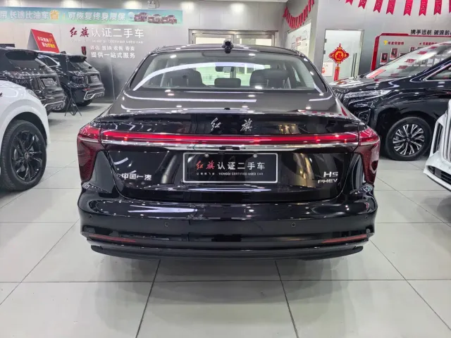 Hongqi H5 PHEV — Фото автомобиля 6