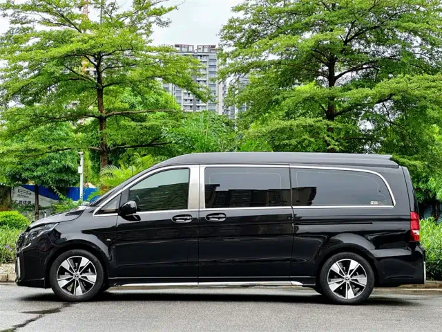 Mercedes-Benz V-Class — Фото автомобиля 5
