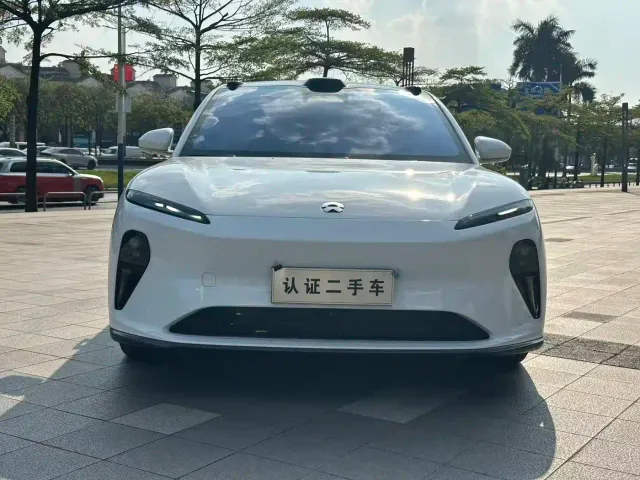 Nio ET5 Touring — Фото автомобиля 2