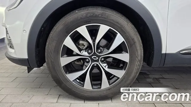 Renault-KoreaSamsung XM3 — Фото автомобиля 3