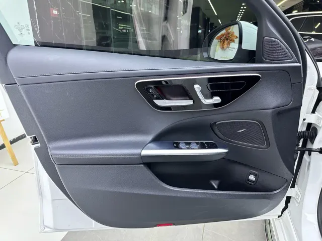 Mercedes-Benz C-Class — Фото автомобиля 14