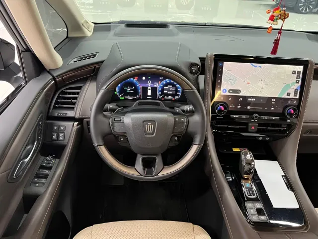 Toyota Vellfire — Фото автомобиля 18