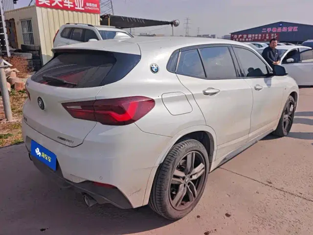 BMW X2 — Фото автомобиля 3