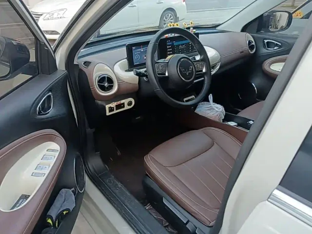 Wuling Bingo — Фото автомобиля 15