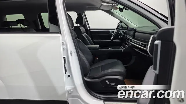 Hyundai Santa Fe — Фото автомобиля 16