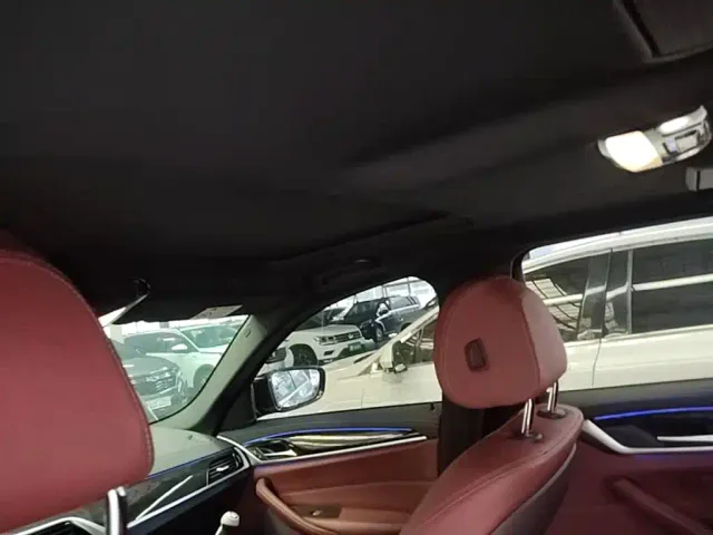 BMW 5 Series — Фото автомобиля 17