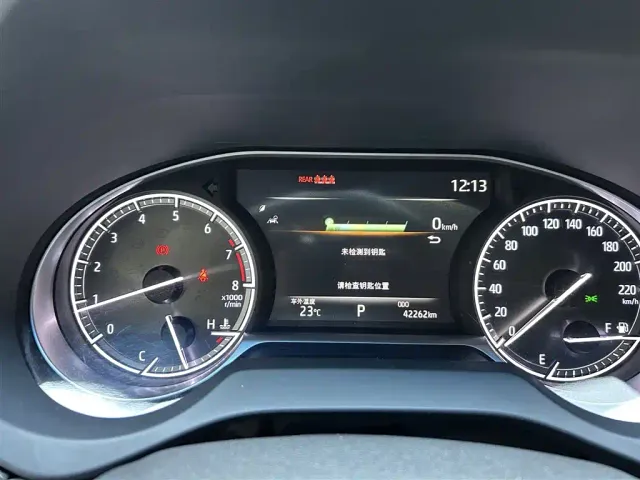 Toyota Venza — Фото автомобиля 12