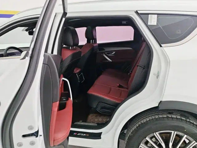 Jetour X70 Plus — Фото автомобиля 11