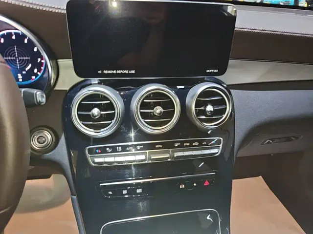 Mercedes-Benz GLC-Class — Фото автомобиля 12