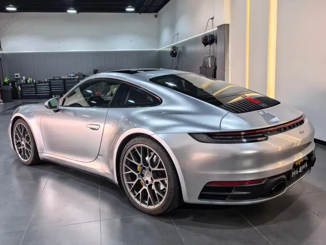 Porsche 911 — Фото автомобиля 4