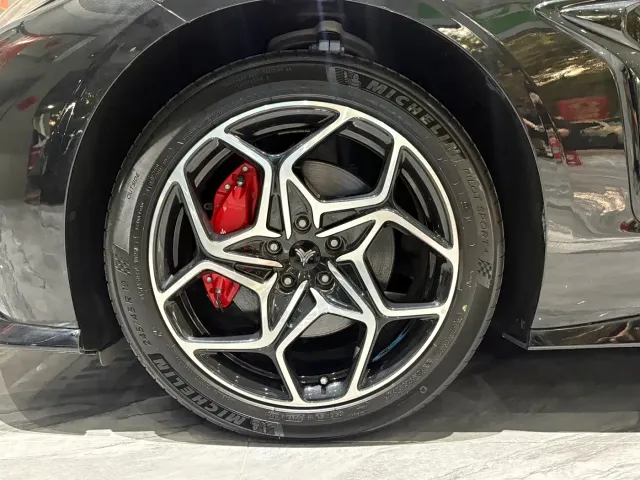 Hozon Neta GT — Фото автомобиля 24