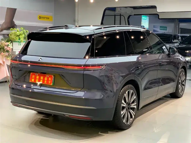 Nio ES8 — Фото автомобиля 4