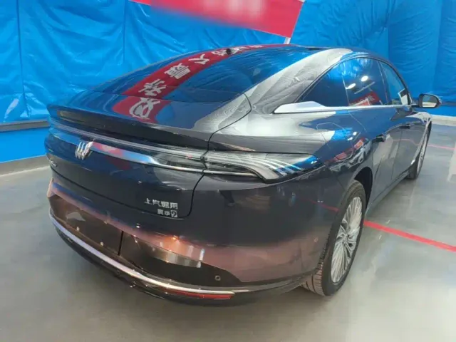 Buick Electra L7 — Фото автомобиля 6