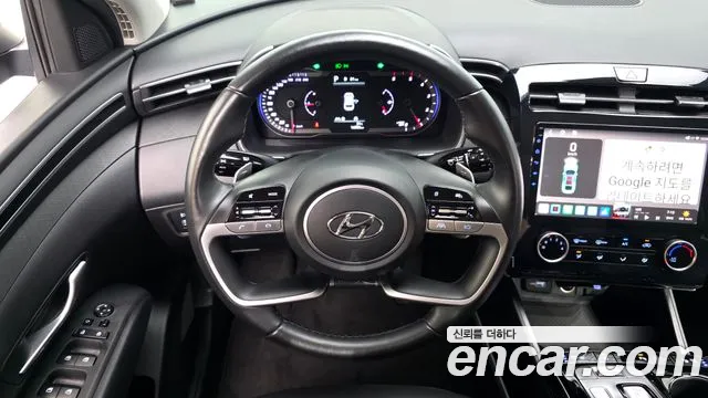 Hyundai Tucson Tucson (NX4) Дизель 2.0 2WD — Фото автомобиля 14