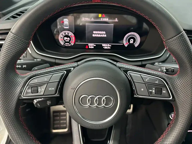 Audi A4L — Фото автомобиля 10