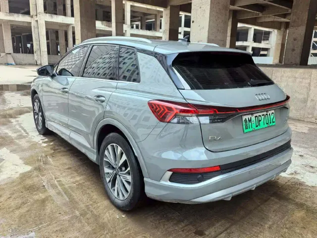 Audi Q4 e-tron — Фото автомобиля 7