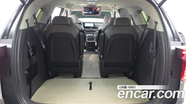 Kia Carnival 4th Gen — Фото автомобиля 26