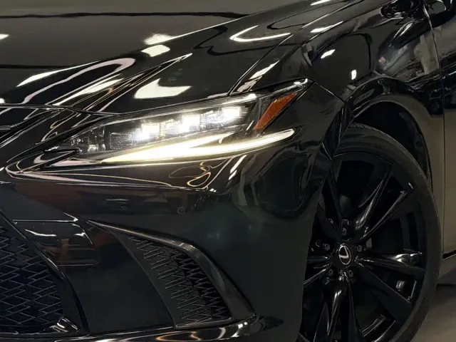 Lexus Lexus ES 2022 300h F SPORT — Фото автомобиля 2