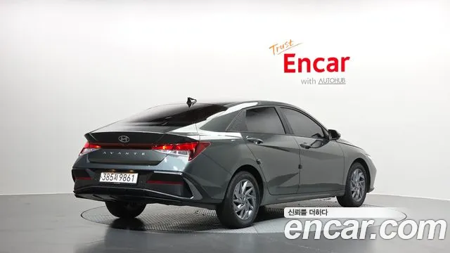 Hyundai AVANTE Новый Avante (CN7) — Фото автомобиля 2
