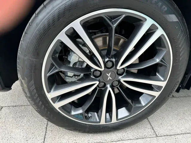 Xpeng G6 — Фото автомобиля 11