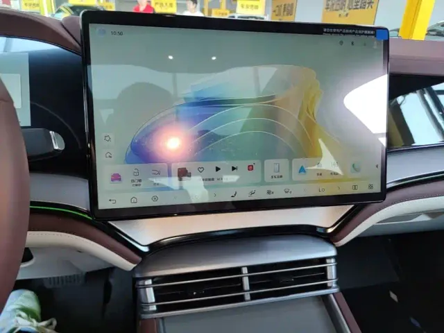 BYD Seal 07 DM-i — Фото автомобиля 12