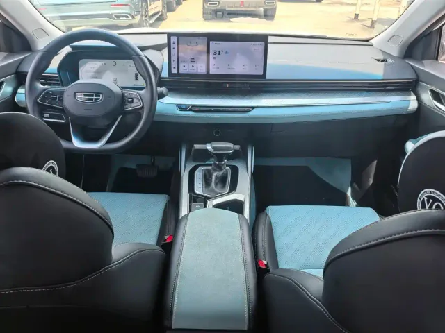 Geely Emgrand L — Фото автомобиля 6