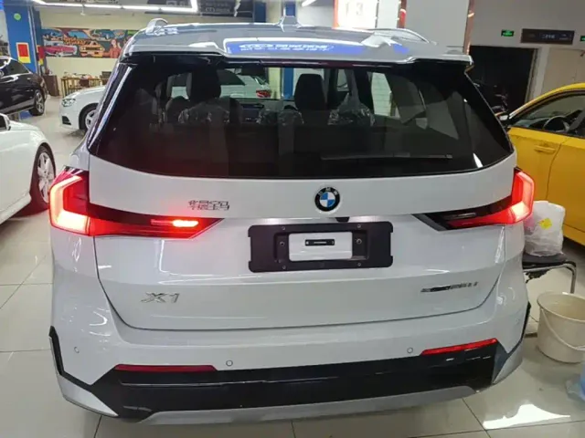BMW X1 — Фото автомобиля 5