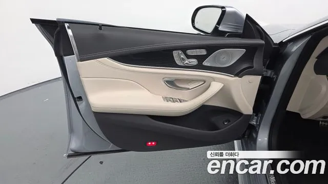 Mercedes-Benz CLS-Class — Фото автомобиля 7