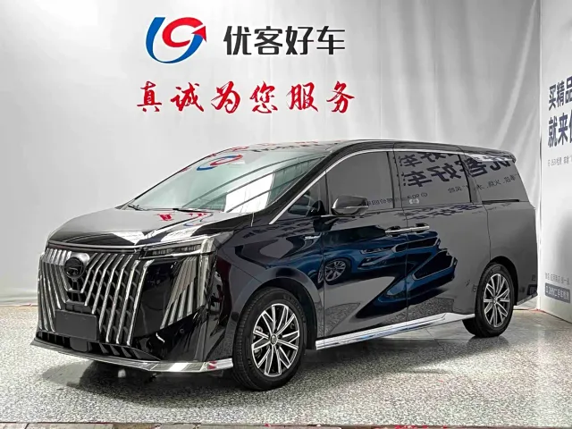 Фотография автомобиля — GAC Trumpchi M8