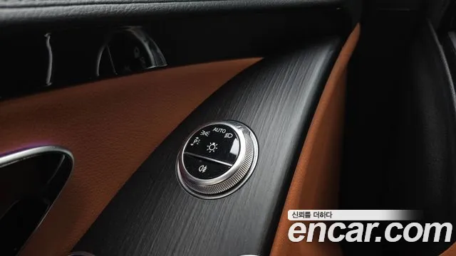 Mercedes-Benz S-Class — Фото автомобиля 17