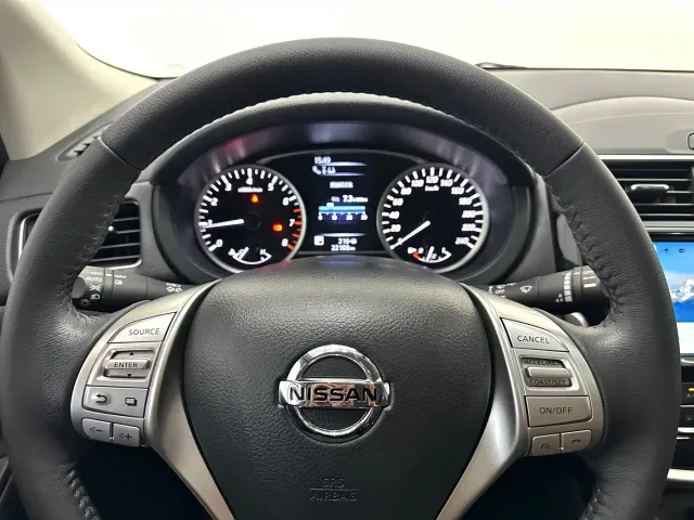 Nissan Tiida — Фото автомобиля 17