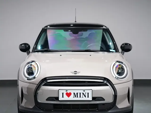 MINI Hatch — Фото автомобиля 3