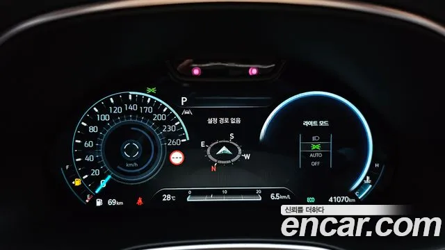 Genesis GV80 2.5T Бензин AWD — Фото автомобиля 8